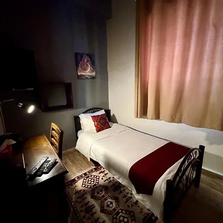 The Sydney Hotel Amman Room photo